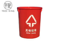 Πλαστικοί κάδοι αποθήκευσης τροφίμων κόκκινου χρώματος 100L με τα καπάκια και λαβή για την ξηρά συσκευασία τροφίμων
